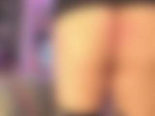 Rapunzelll MILF webcam performer live streaming