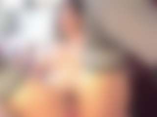 Live cam show with Rapunzelll - Public Mature on AdultVida.com