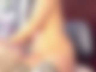 Rapunzelll's Live Sex Cam Show