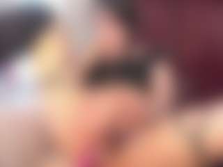 Live cam show with Rapunzelll - Living Room on Camsoda