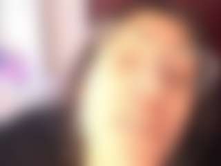 Rapunzelll's Live Sex Cam Show