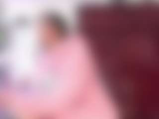 Live cam show with Rapunzelll - Middle Aged on Camsoda