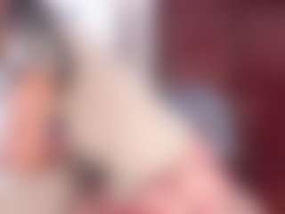 Rapunzelll MILF webcam performer live streaming