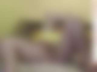Live cam show with SandraCarina - Housewife on hrnylive.com