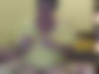 Live cam show with SandraCarina - Blue Eyes on googirlz