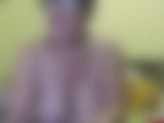 Live cam show with SandraCarina - Senior on fapnchat