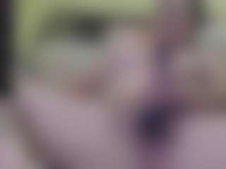 Live cam show with SandraCarina - Blue Eyes on Fit Hotties