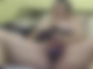 Live cam show with SandraCarina - Blue Eyes on Fling VIP Chat