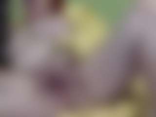 Live cam show with SandraCarina - Glasses on Gym Cam Girls