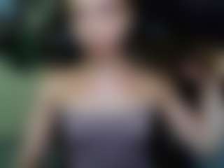 EmillyPlay's Live Sex Cam Show