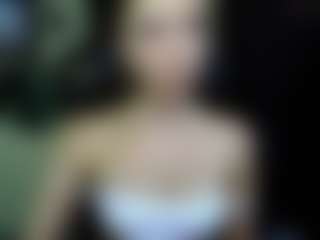 EmillyPlay's Live Sex Cam Show