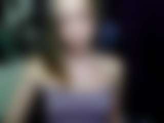 Live cam show with EmillyPlay - Green Eyes on Gym Cam Girls