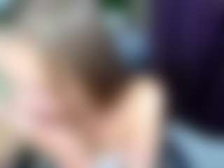 EmillyPlay's Live Sex Cam Show