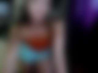 EmillyPlay's Live Sex Cam Show