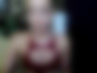 Live cam show with EmillyPlay - Green Eyes on Fling VIP Chat