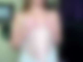 EmillyPlay's Live Sex Cam Show