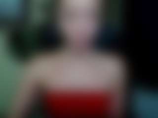 Live-Cam-Show mit EmillyPlay - Role Play auf Camsoda