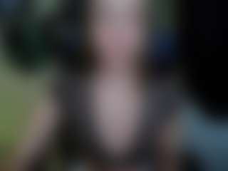 Live cam show with EmillyPlay - Roleplay on Dare Cams
