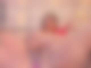 thaylanaa's Live Sex Cam Show