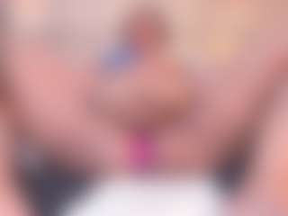 thaylanaa's Live Sex Cam Show