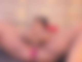 thaylanaa's Live Sex Cam Show