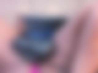 thaylanaa's Live Sex Cam Show
