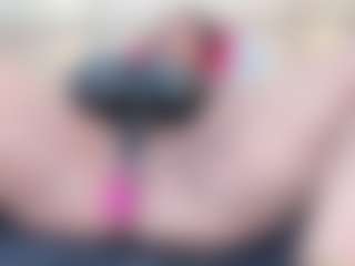 Live cam show with thaylanaa - Fingering on Camsoda