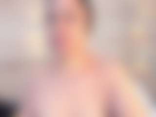 thaylanaa's Live Sex Cam Show