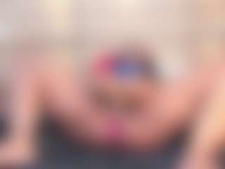 thaylanaa's Live Sex Cam Show