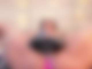 thaylanaa's Live Sex Cam Show