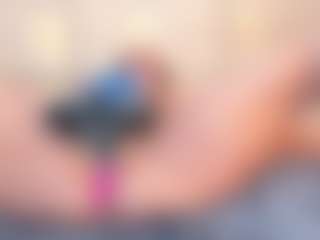 thaylanaa's Live Sex Cam Show
