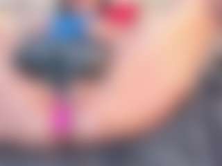 thaylanaa's Live Sex Cam Show