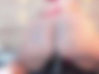 thaylanaa's Live Sex Cam Show