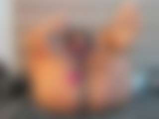 thaylanaa's Live Sex Cam Show