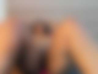 thaylanaa's Live Sex Cam Show