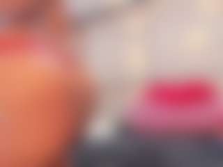 thaylanaa's Live Sex Cam Show