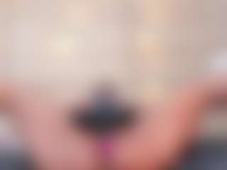 thaylanaa's Live Sex Cam Show