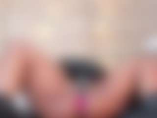 thaylanaa's Live Sex Cam Show