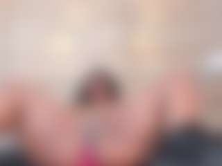 thaylanaa's Live Sex Cam Show
