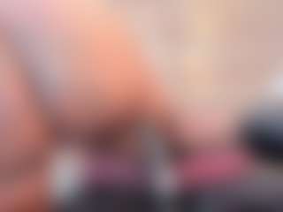 thaylanaa's Live Sex Cam Show