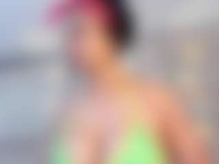 Live cam show with thaylanaa - Ebony on CamwithHer | colombia