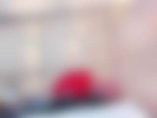 thaylanaa MILF webcam performer live streaming