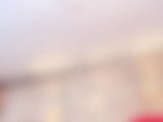 thaylanaa MILF webcam performer live streaming