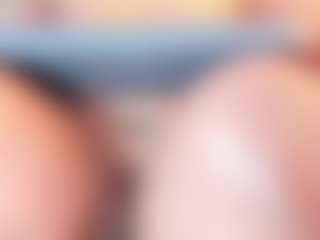 thaylanaa's Live Sex Cam Show