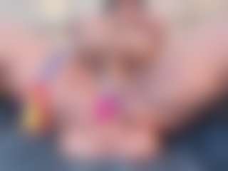 thaylanaa's Live Sex Cam Show