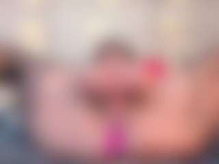 thaylanaa's Live Sex Cam Show
