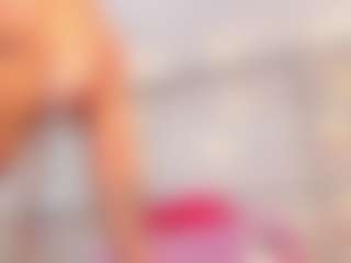 Live cam show with thaylanaa - Gamer Mature on Chatstar