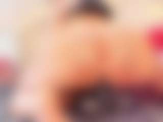 thaylanaa's Live Sex Cam Show