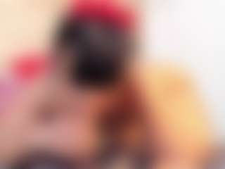thaylanaa MILF webcam performer live streaming