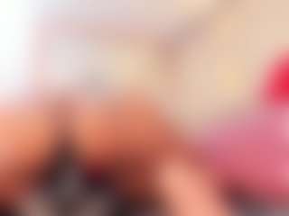 Live cam show with thaylanaa - Big Tits on TottyGirls